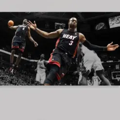 Nba - Lebron James Dunk Canvas Lebron James Dunk Canvas Dwayne Wade Poster Lebron James & Dwayne Wade Poster Basketball Famous Poster